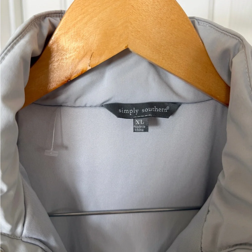 SIMPLY SOUTHERN Kids XL Quarter Snap Pullover Grey & White